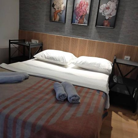 مرمريس Akdeniz Apart Hotel المظهر الخارجي الصورة